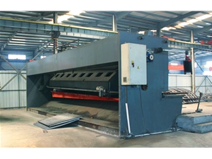 8米大型數(shù)顯剪板機(jī)