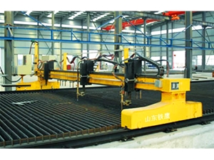 數(shù)控等離子切割機(jī)